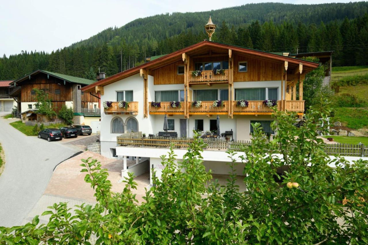 Landhotel Anna Sankt Martin am Tennengebirge Exterior foto